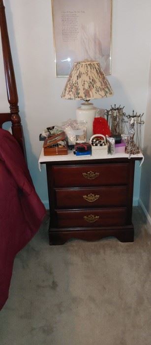 Mahogany Chippendale night stand pr
