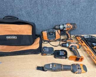 Ridgid- 5 piece battery operated set 