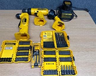 3 PC Dewalt Tools 