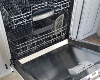 BOSCH dishwasher has a stainless steel interior