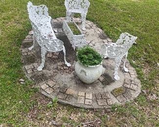 Old cast and very heavy 