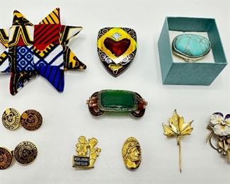 7 Pins Including Bert & Harry Piels Fan Club, Fordham University Cuff Links & Lucky Jeans Ring Size 7
Lot #: 67