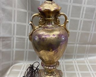 LOT 008- Decorative gold and floral lamp 21in tall $25