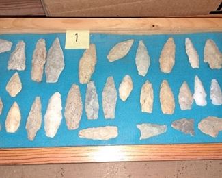 SEVERAL SHOWCASES OF ARROWHEADS
