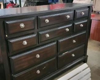 DRESSER 64X19X44