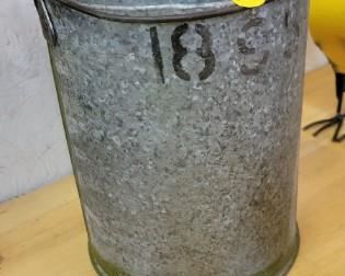 VINTAGE STYLE BUCKET