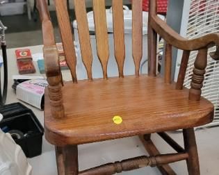 CHILDS ROCKING CHAIR