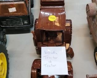 WOODEN TRACTOR TRAILER TRUCK