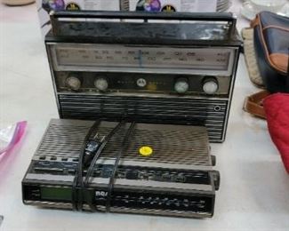 MOTOROLA RADIO AND RCA RADIO ALARM CLOCK