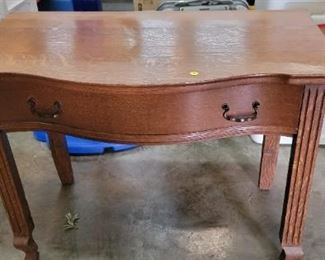 WOODEN DESK 38X21X29