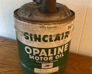 Vintage motor oil Can