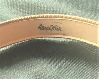 Alexis Kirk belt