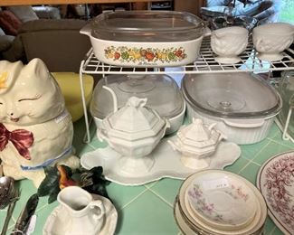 Kitty cat cookie jar; Corning