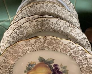 Vogue Dinnerware - 22 K gold trim