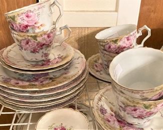 Royal Crown "Chantilly Rose" china