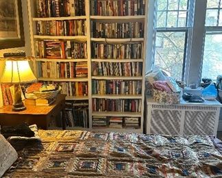 Vintage log cabin quilt top. Books. Weller pottery lamp.
