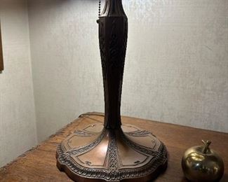 Antique BRADLEY & HUBBARD 6 Panel Caramel Slag Glass Lamp