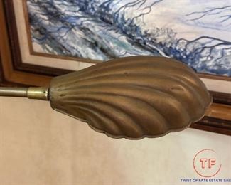 Vintage Brass Shell Floor Lamp
