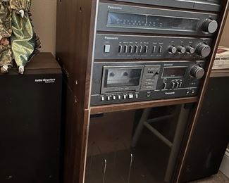 Panasonic AM/FM stereo with turntable, cassette  player and  2 Tubro Thrusters speakers
