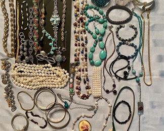 Vintage costume, Costume...