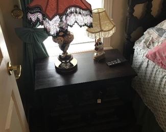 End table & lamp - 2 of these
