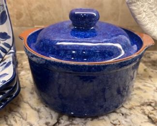 Terracotta Cookware Round Dish with Lid