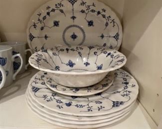 Vintage Churchill Set