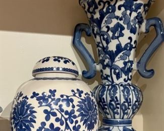 Vintage 70’s Blue and White Chinese Decorative Ginger Jar & Silvestri Wall Pocket Vase Blue and White