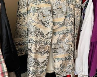 Gorgeous silk Oriental Jacket. Vintage.