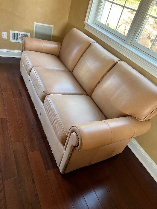 RD ESTATE SALES Toms River starts on 4/21/2023