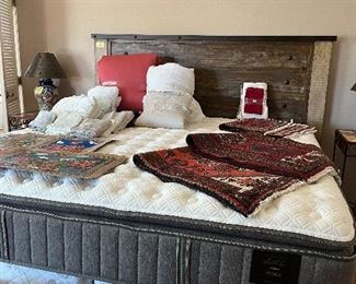 King rustic bed