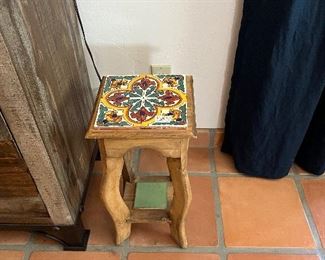 Small beverage table