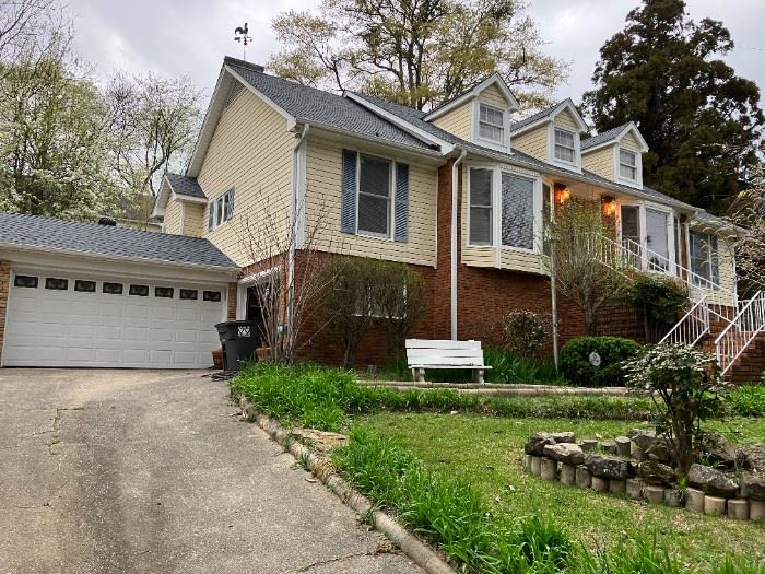 Alford Ave Hoover Estate Sale Clearance starts on 4/8/2023