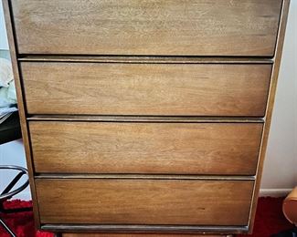 MCM Dresser set