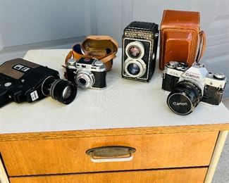 Canon AE-1 w/acc - Kodak Reflex