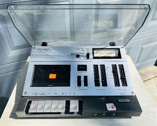 Aiwa retro cassette player