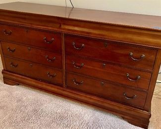 Broyhill Cherrywood Dresser
68w x 19d x 35.5h $200