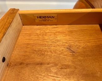 47.5 Sq x 28.5h Hekman Furniture vintage Spoonfoot game table with drawer $225
