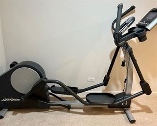 Life Fitness Eliptical $295 (79 long x 29w x 57”h)