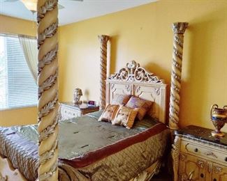 MAGNIFICENT QUEEN BED - CARVED INTRICALLY, PLS SEE ALL PICS