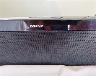 BOSE SOUNDBAR CINE MATE 1 SR  MODEL 328040