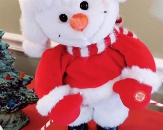 RARE COLLECTION OF VINTAGE ANIMATED CHRISTMAS SANTAS, GRINCH, ETC. - ALL WORKING, HERE IS THE SNOMAN SKIER