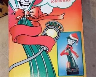 VINTAGE 1998, THE SINGING LAMP POST - WORKING - FUN!!