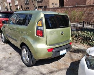 2010 Kia Soul, Alien Green color