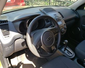 2010 Kia Soul, Alien Green color