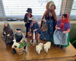 French folk art figurines