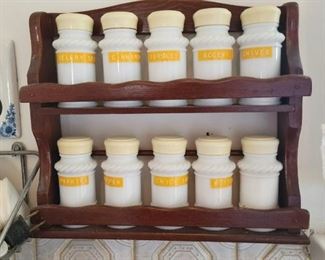 Spice Jar Collection w Rack