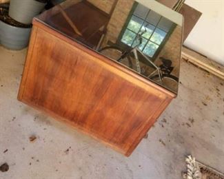 Desk w glass top