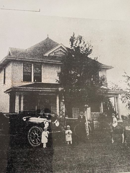 Historic Dundee Flash Estate Sale in Omaha, NE starts on 4/13/2023