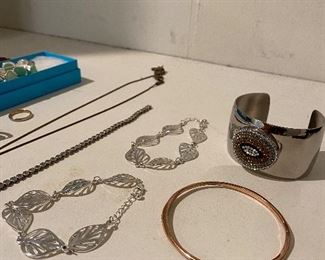 Women's Costume Jewelry 